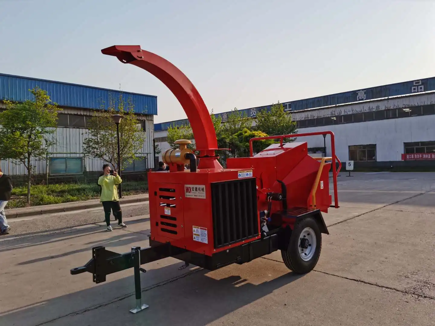 whole tree grinder with diesel engine for North American Market