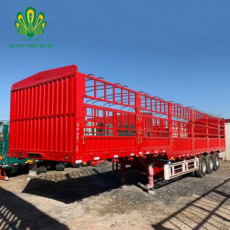The 3-axis animal livestock cargo fence canglan semi-trailer made of high-strength steel