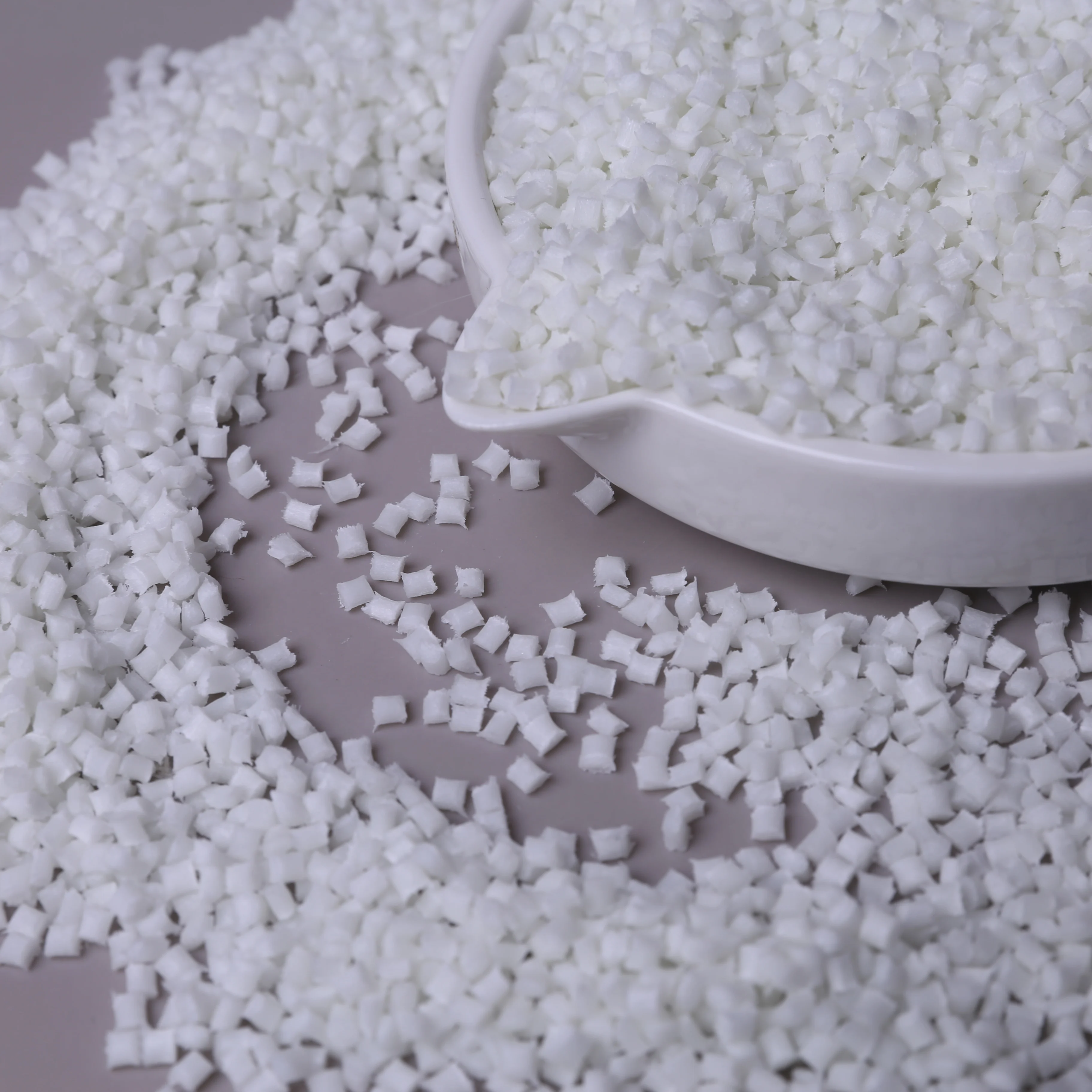 PA6 GF33 Polyamide pa6 gf30 nylon 66 FG40 Composite injection parts PA6+GF25% plastic raw materials/resins