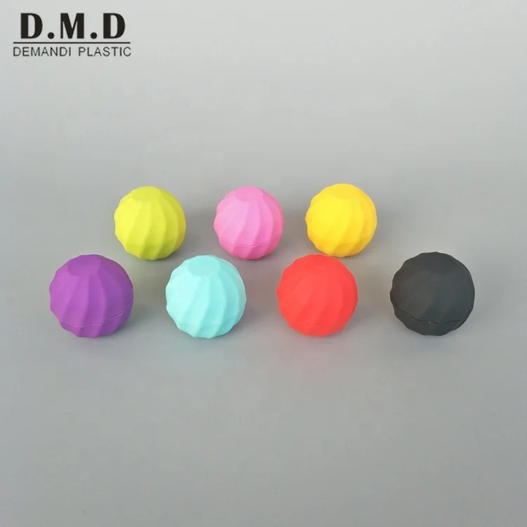 Wholesale hot sale pink black red blue green cute fancy ball shaped lip balm container packaging