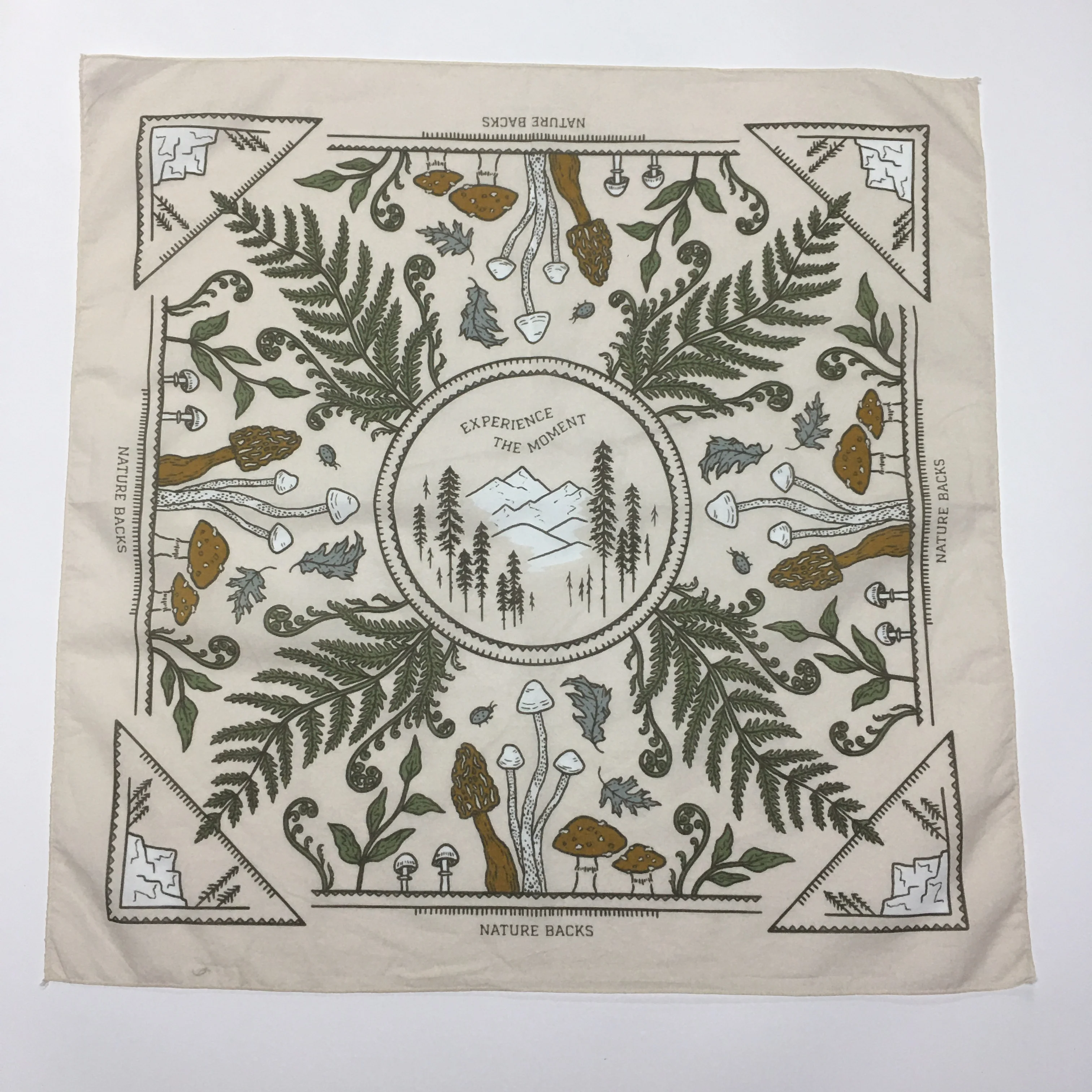 Wholesale custom printing polyester cotton bandana 22x22inch soft touching square bandanas