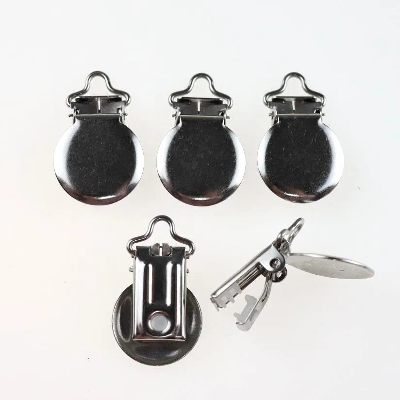 Factory custom design stainless steel baby pacifier clips for ribbon