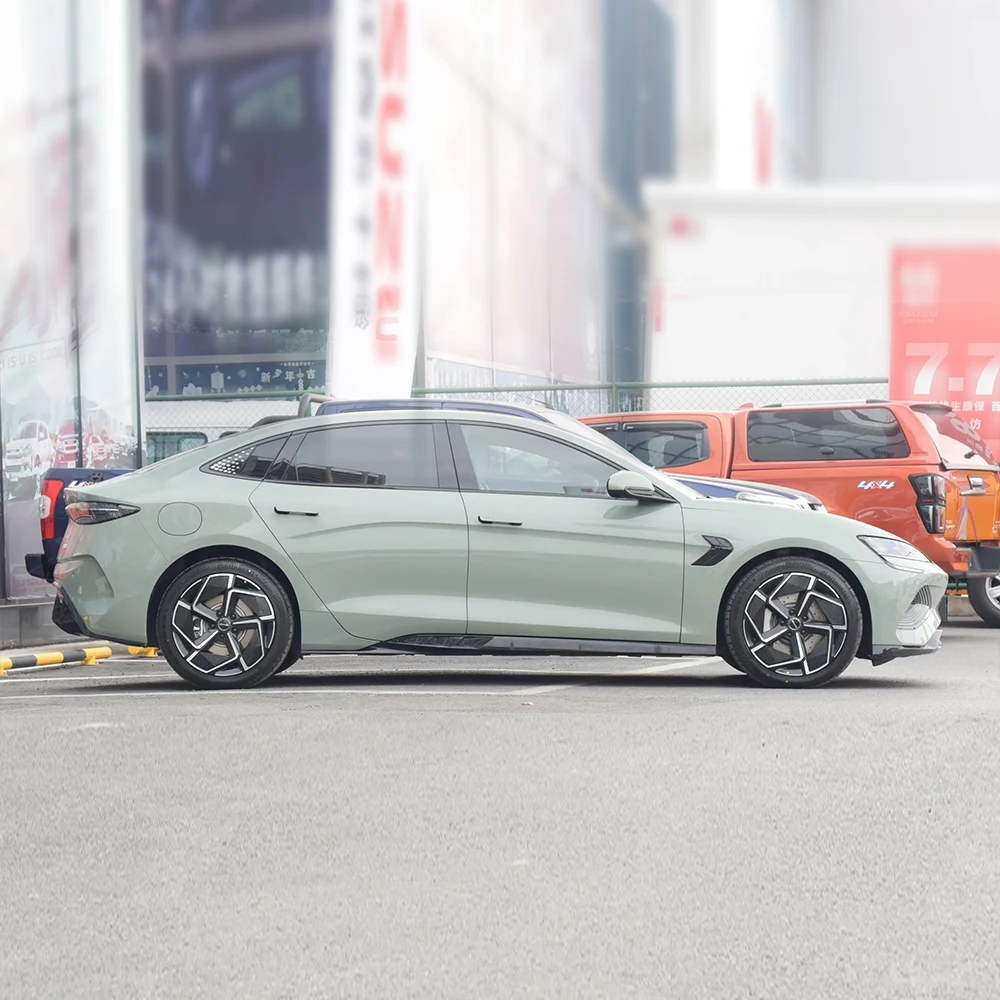 2025 Long Range 550Km Good Battery Life Second Hand Pure Electric Car For Byd Seal