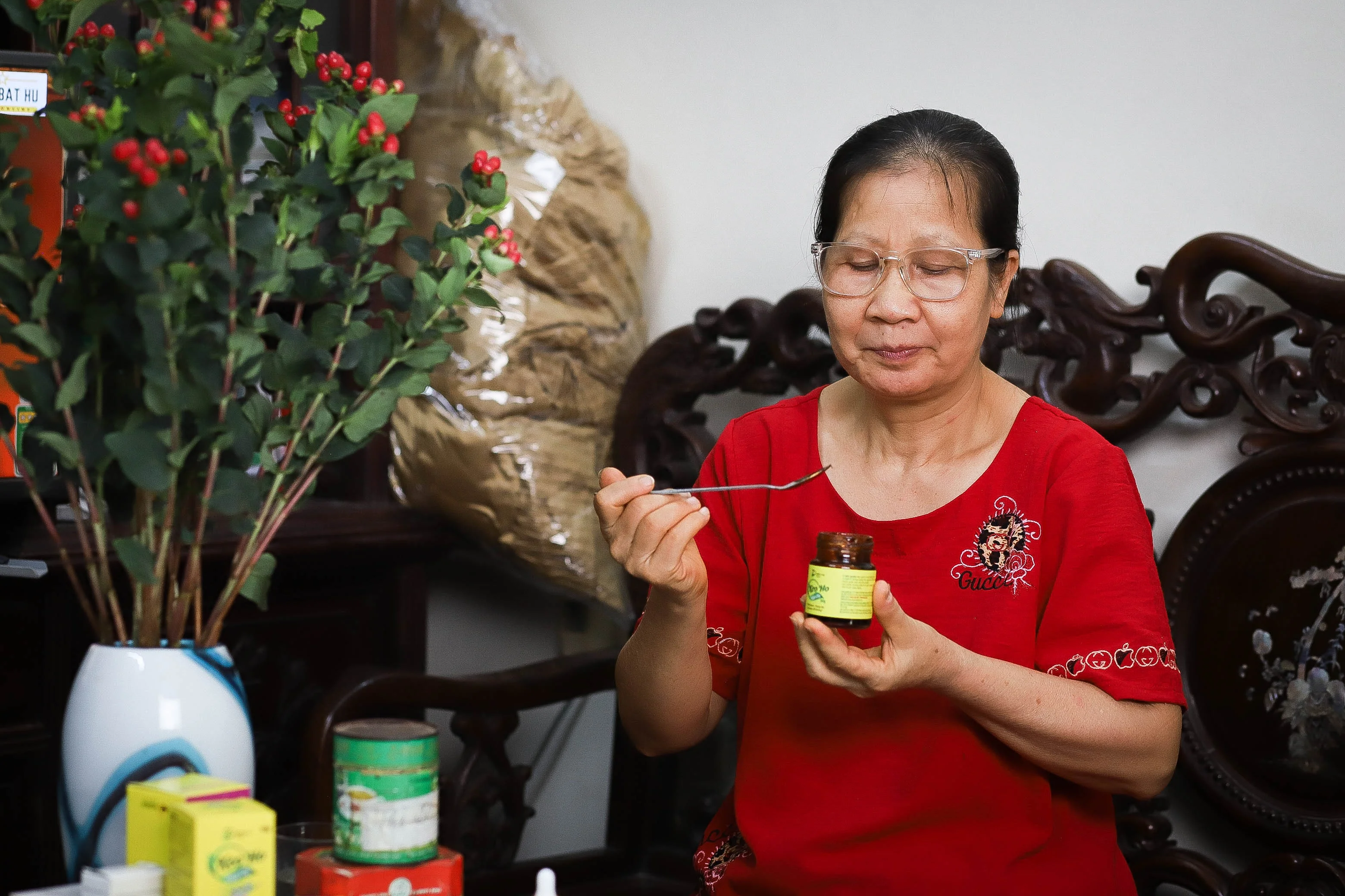 Вьетнамские органические 9 драгоценных медицинских трав Срок годности 3 года Сироп От Кашля Diep Chi