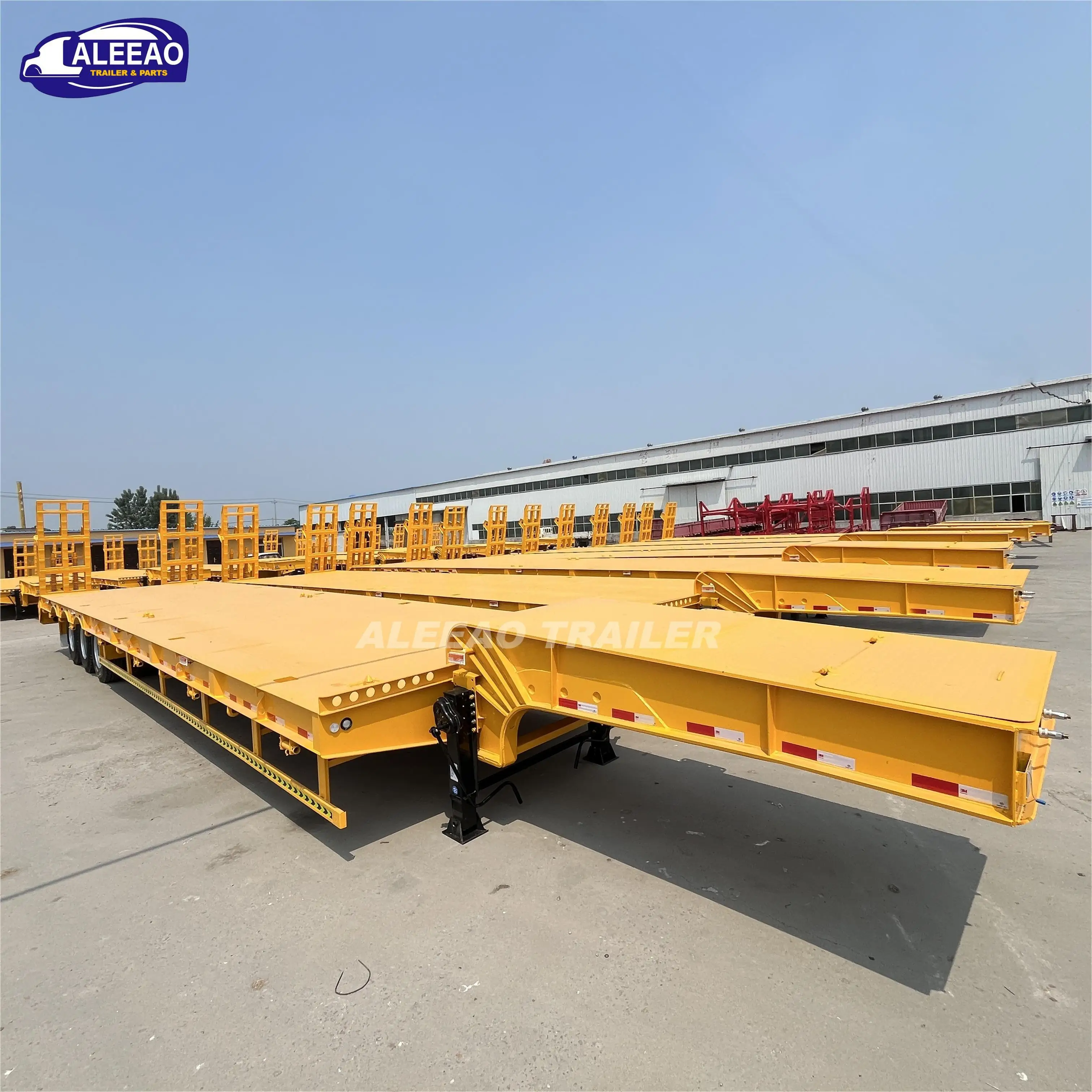 2024 China factory  low bed semi trailer heavy loader trailer for transport machines