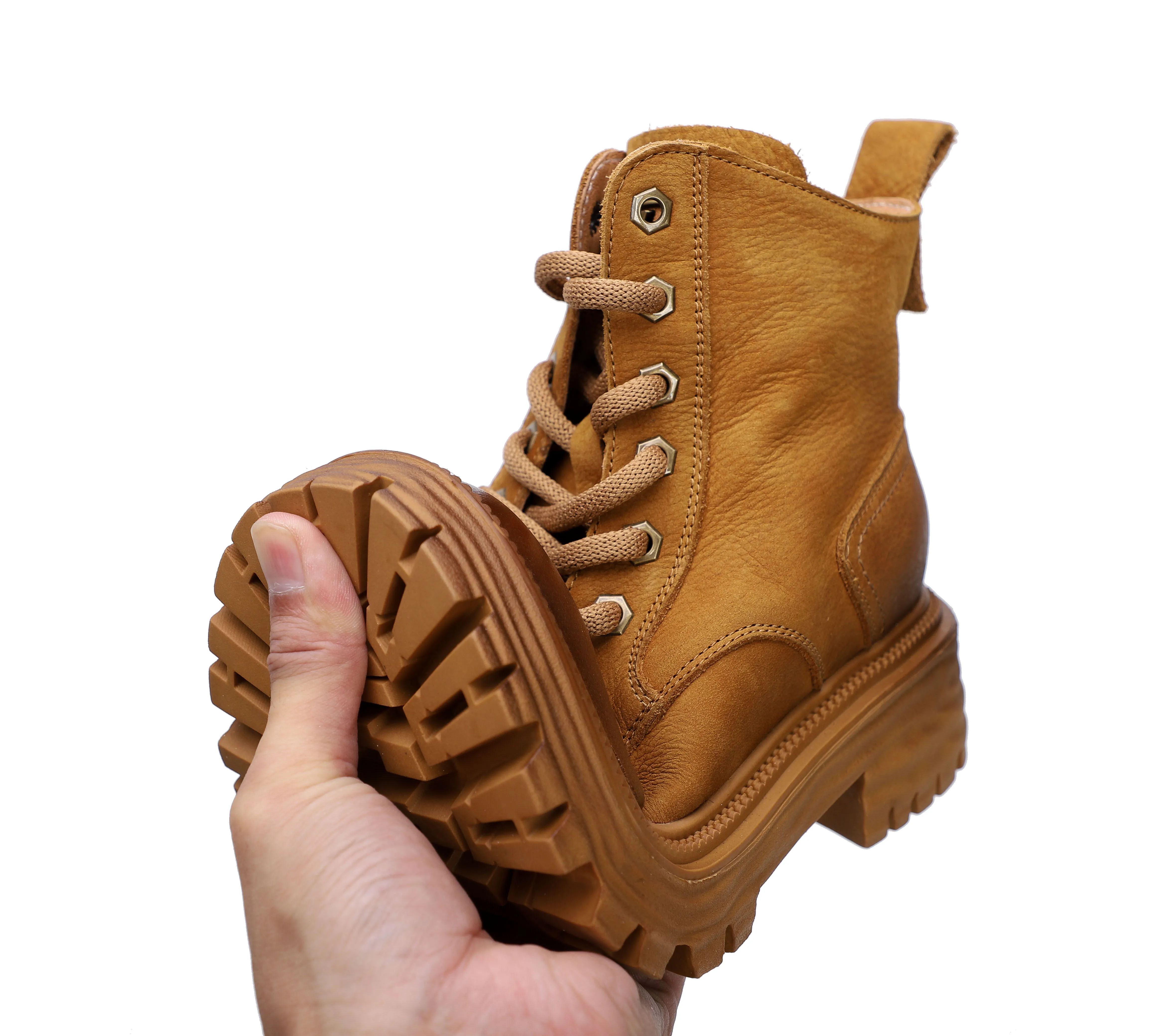 Guangzhou leather shoes factory wholesale thick bottom Nubuck cow leather vintage martin boots motorcycle boots