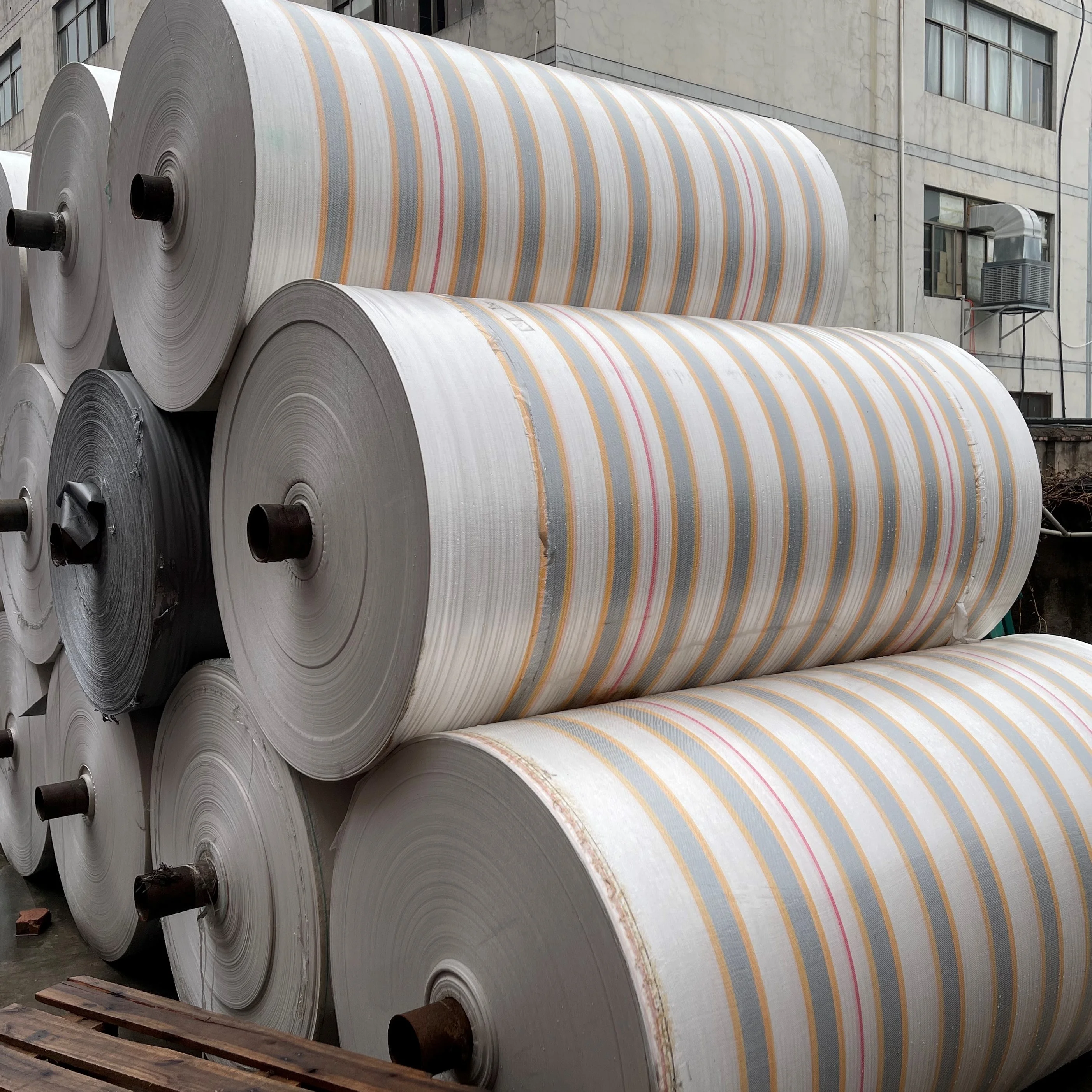 Брезентовый рулон высокого качества 100% водонепроницаемое Брезентовое покрытие для грузовика из полиэтиленового материала в наличии завод Иу