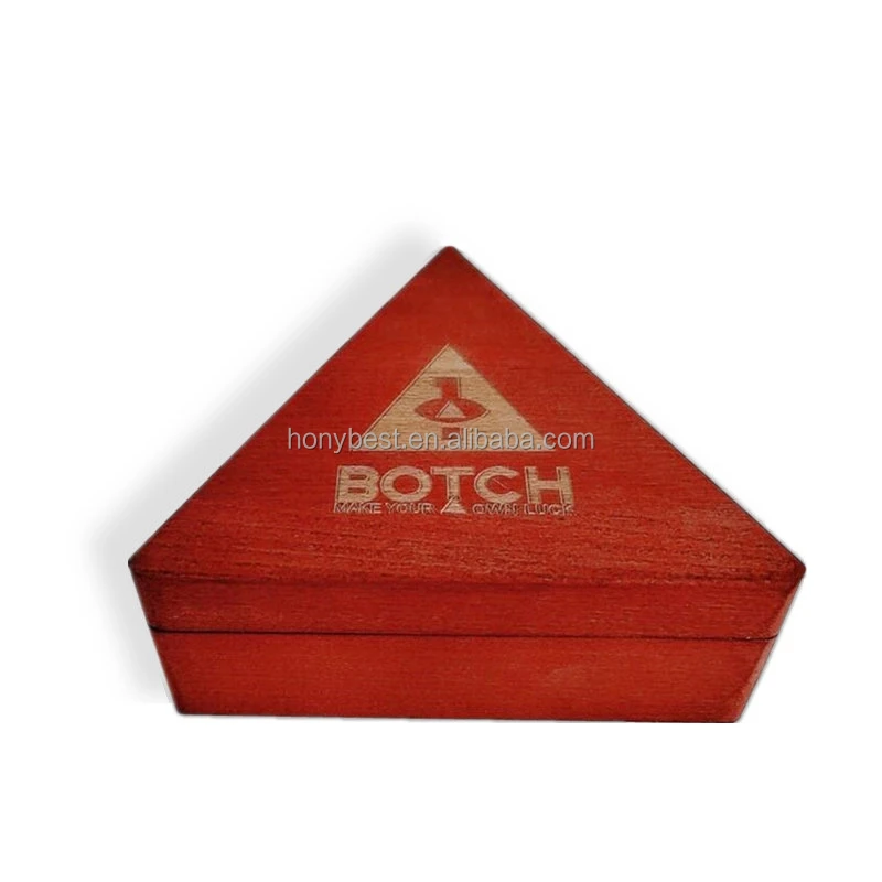 Custom Engraved Logo Wood Travel Dice Organizer Tray Small Triangle Beech Game Dice Box Gift Holder Case with Magnetic Closure