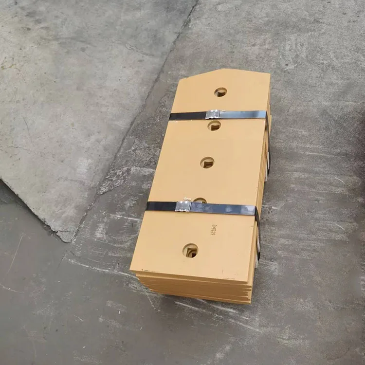 CAT D9T Bulldozer end bits front , blade, Cutting edge 7T5702