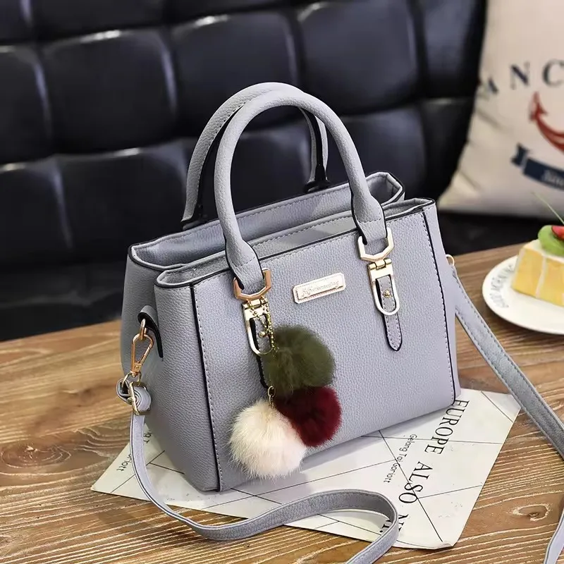 2024 Newest leather shoulder bags trendy fashion latest luxury bags ladies handbags for women