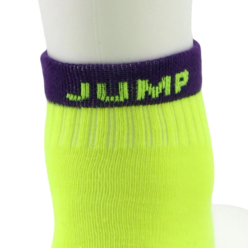 OEM bulk custom logo trampoline park socks indoor playground anti slip grip jump socks
