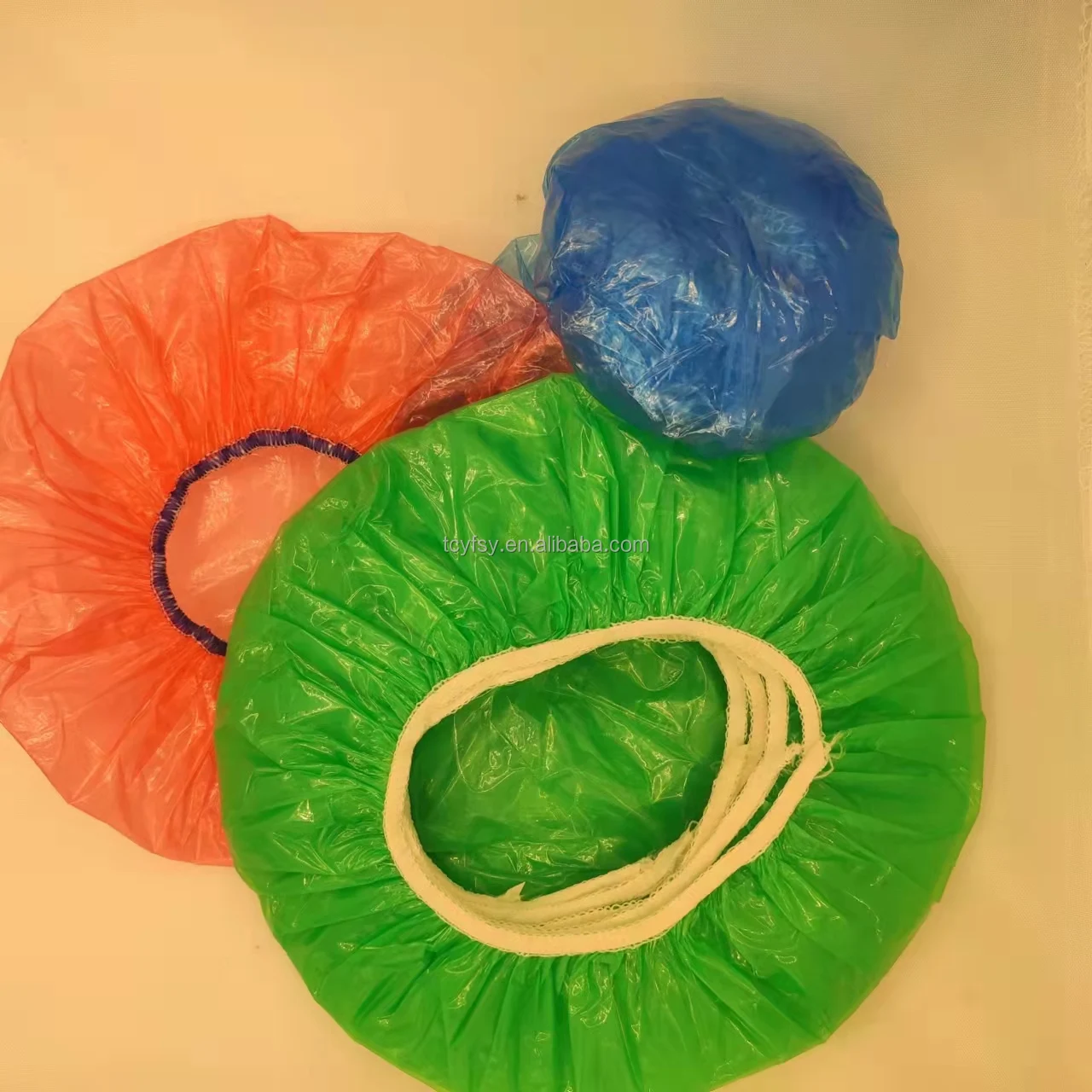 dust cover Transparent  shower cap Feature Elastic caps protect the hair water while showering/bathing