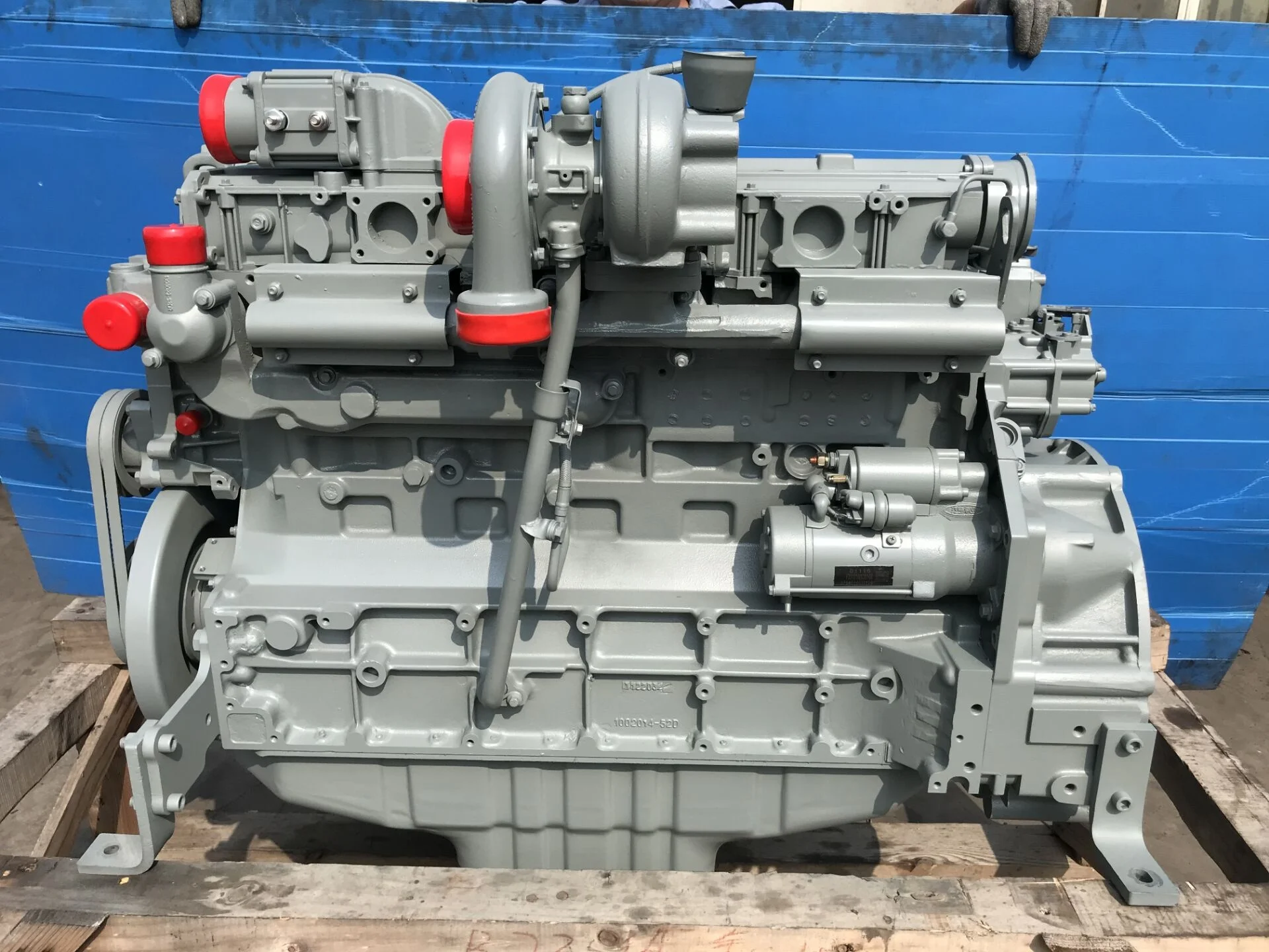 low price deutz diesel engine BF6M1013 L06 complete engine deutz water cooled 6 cylinder OEM track engine BF6M1013 L06