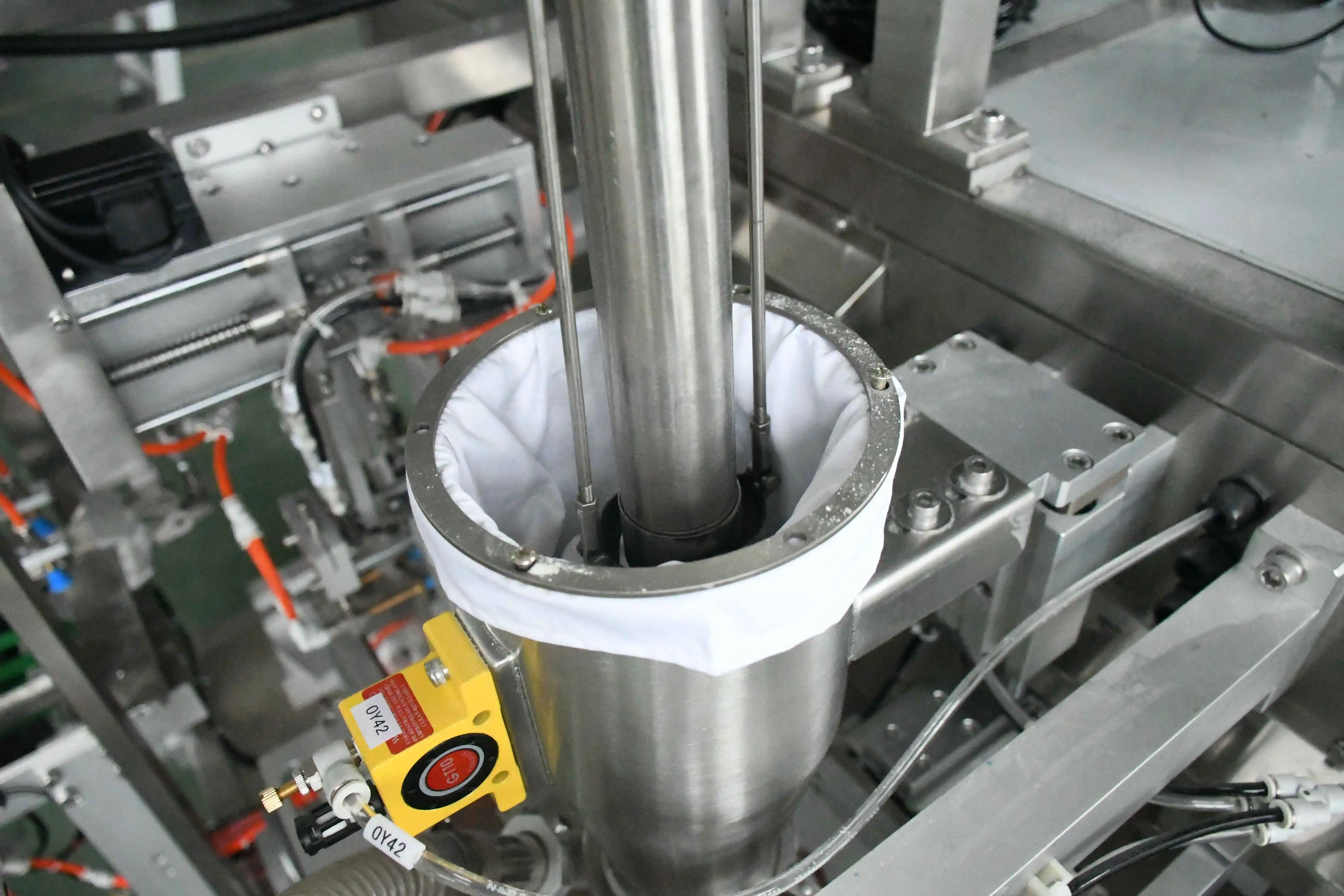 Efficient 100g - 1000g Dry Powder Premade Pouch Bag Packing Machine for Coffee Coconut Milk Powder Doypack Pouch Packing Machine