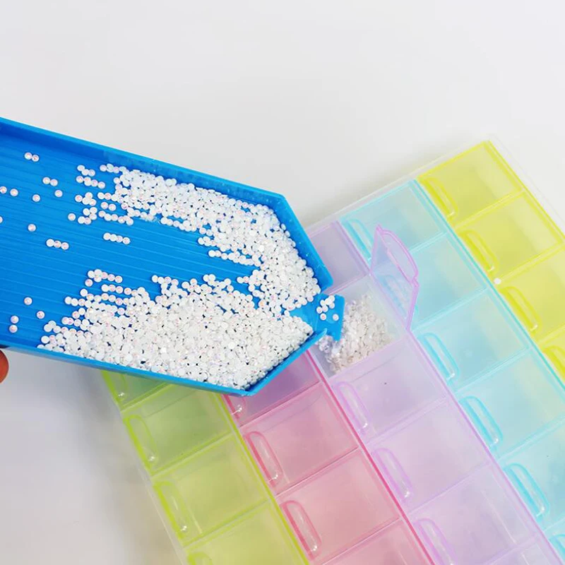 Large Capacity Big Drill Plate 5D DIY Diamond Painting Tray Plate Embroidery Accessories Square Plastic Large Custom Art Plastic