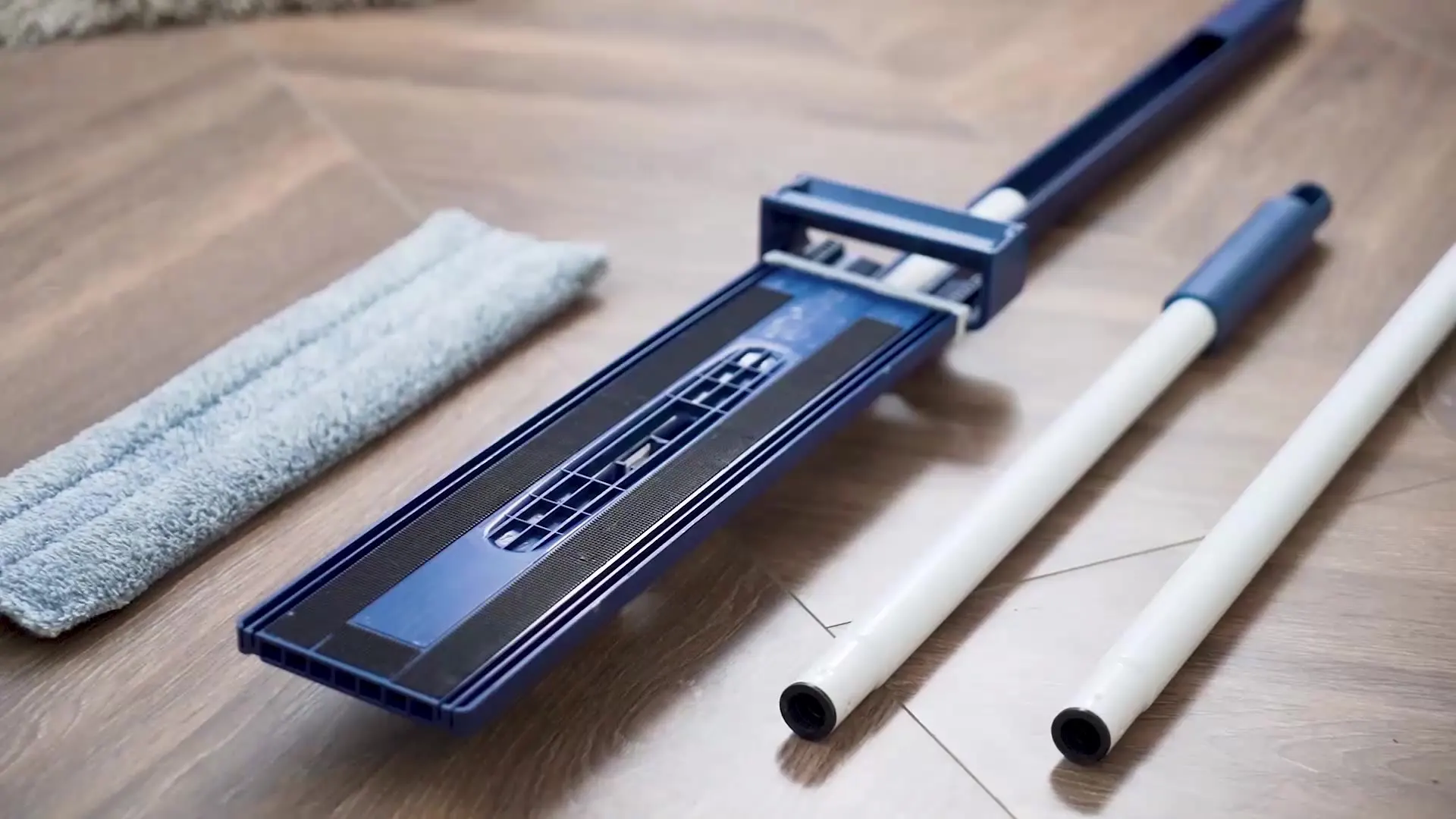 Customized Hand Free Easy Use Cleaning Flat Mop flat mop with springbutton flat floor mop and bucket set