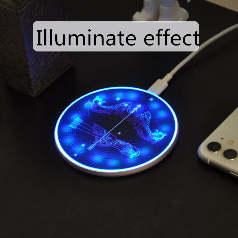 2022 fashion quick portable wireless phone charger for table