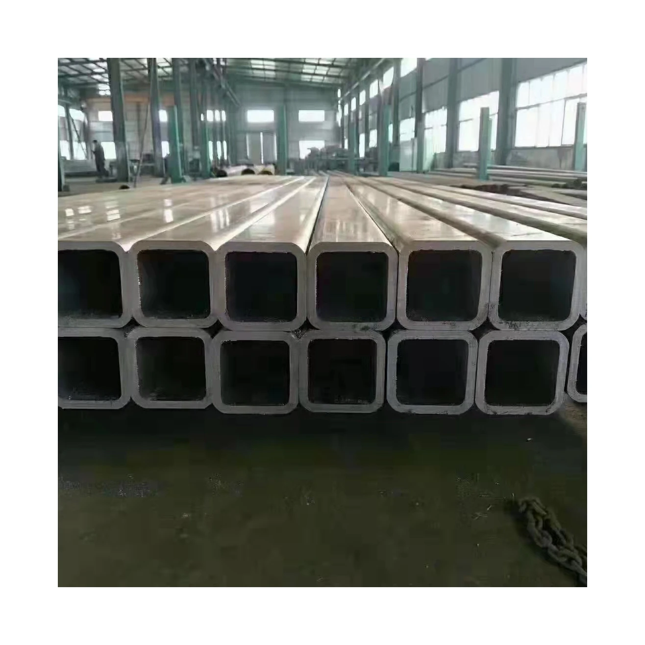 Square And Rectangular Steel Pipes And Tubes Seamless Square Tube
