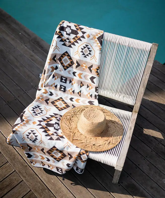 Hot Selling Quick Dry Microfiber Sublimation Beach Towel with Personalized Print Palm Pattern