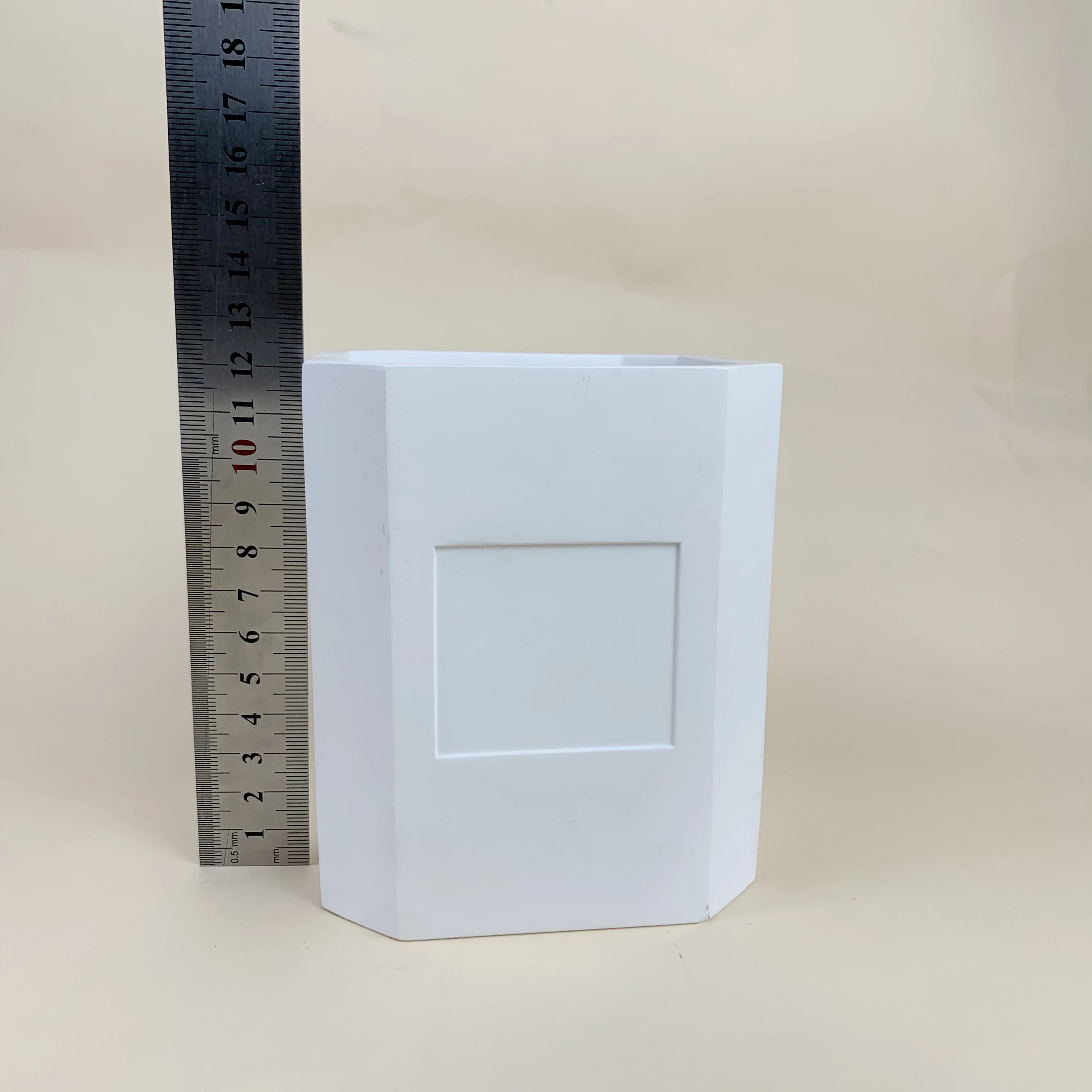 Factory Supplier White Cement Candle Holders Lanterns Concrete Candle Jars