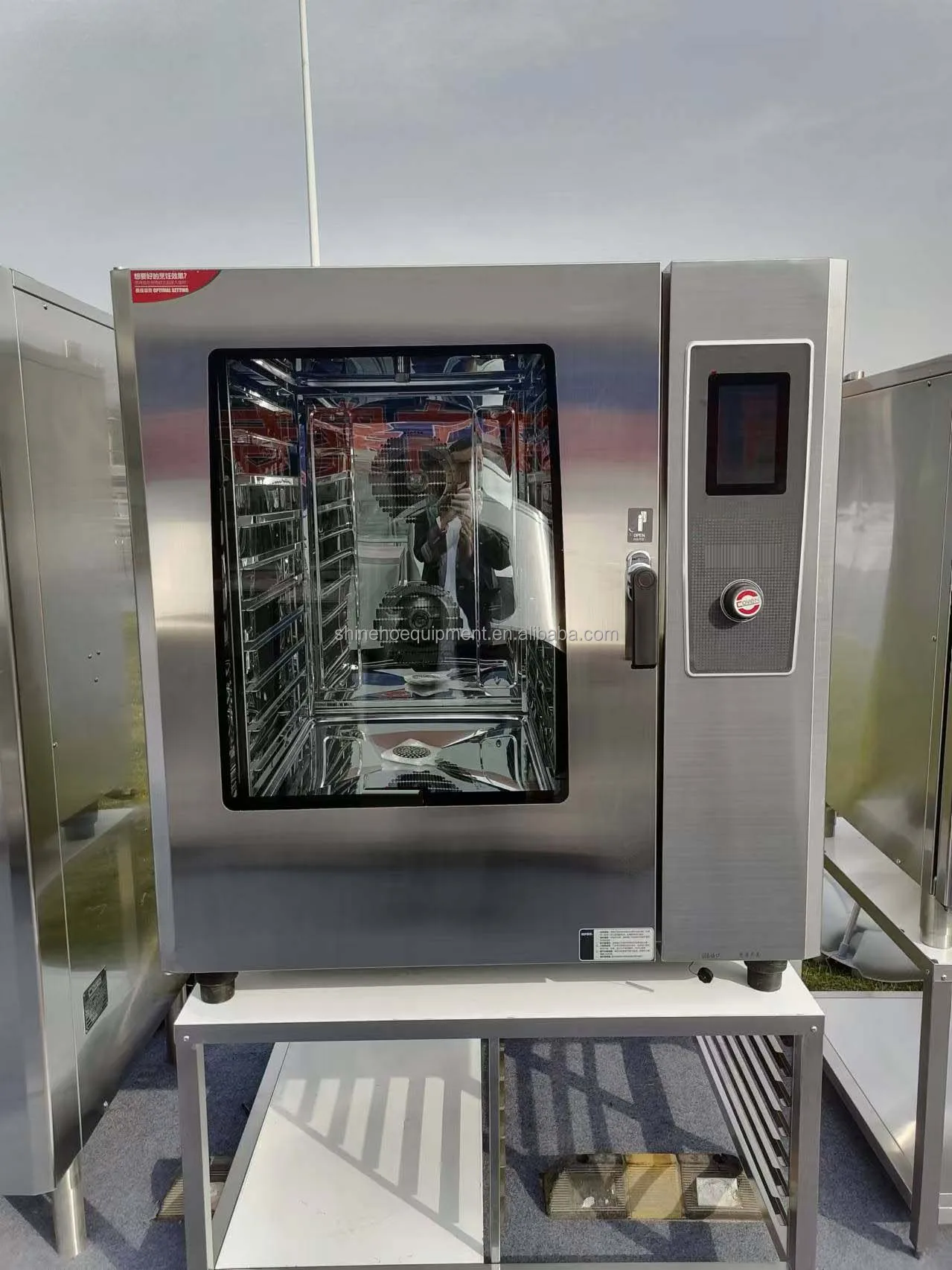 SHINEHO Luxury Gas 6 Trays Combi Oven Touch Screen Bread Bakery Equipment China Commercial Rotating
