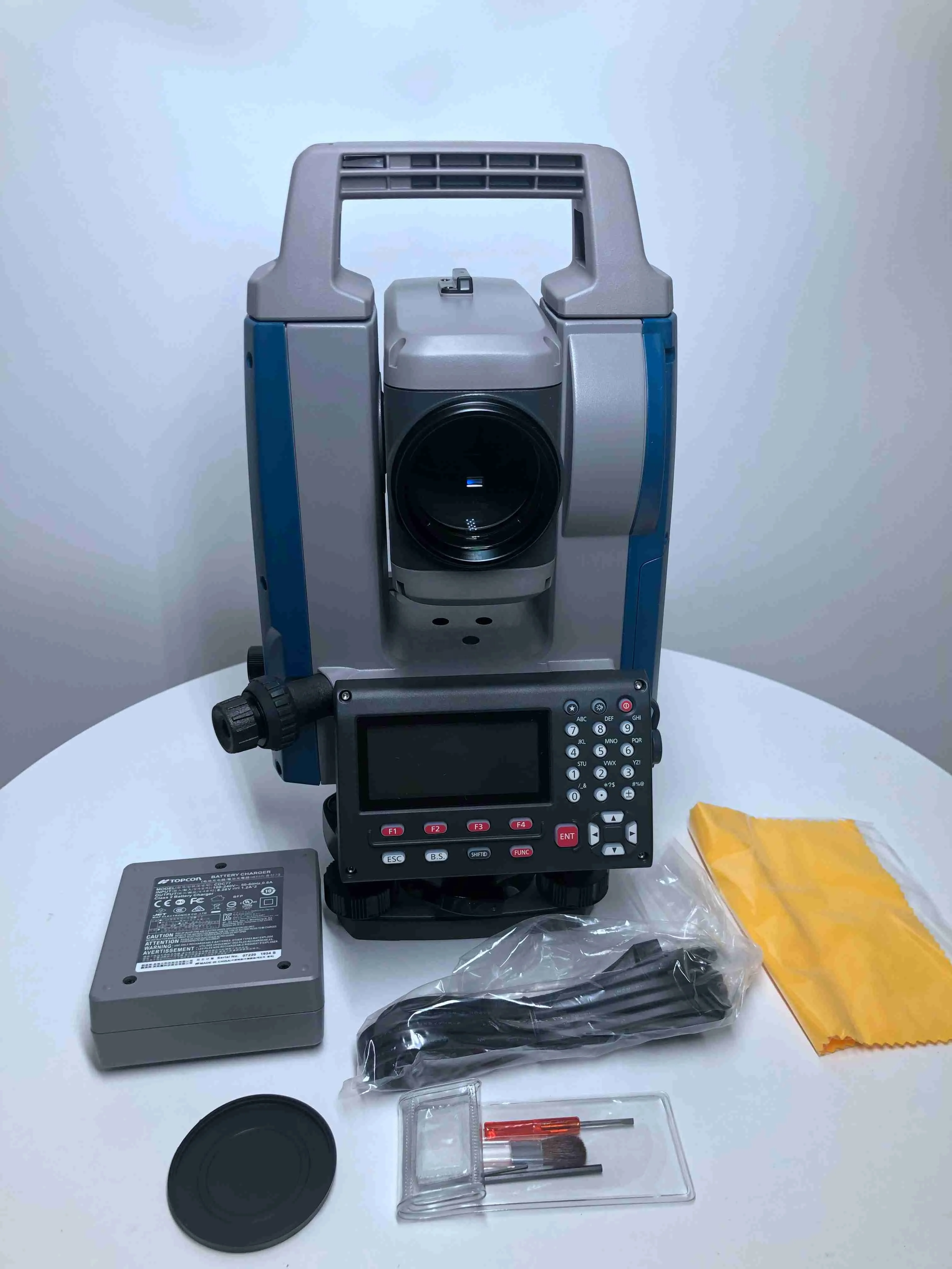 new sokkia japan IM52  types of estacion total station Reflectorless price