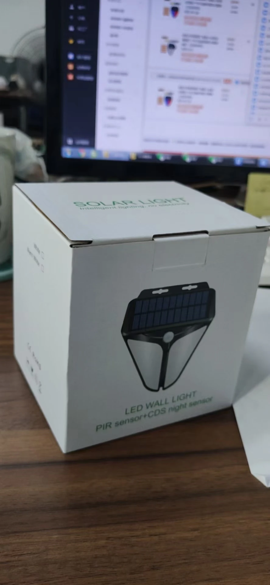 Solar Human Body Sensor 31 LED Hawk eye Wall Light 26 led with alarm optional