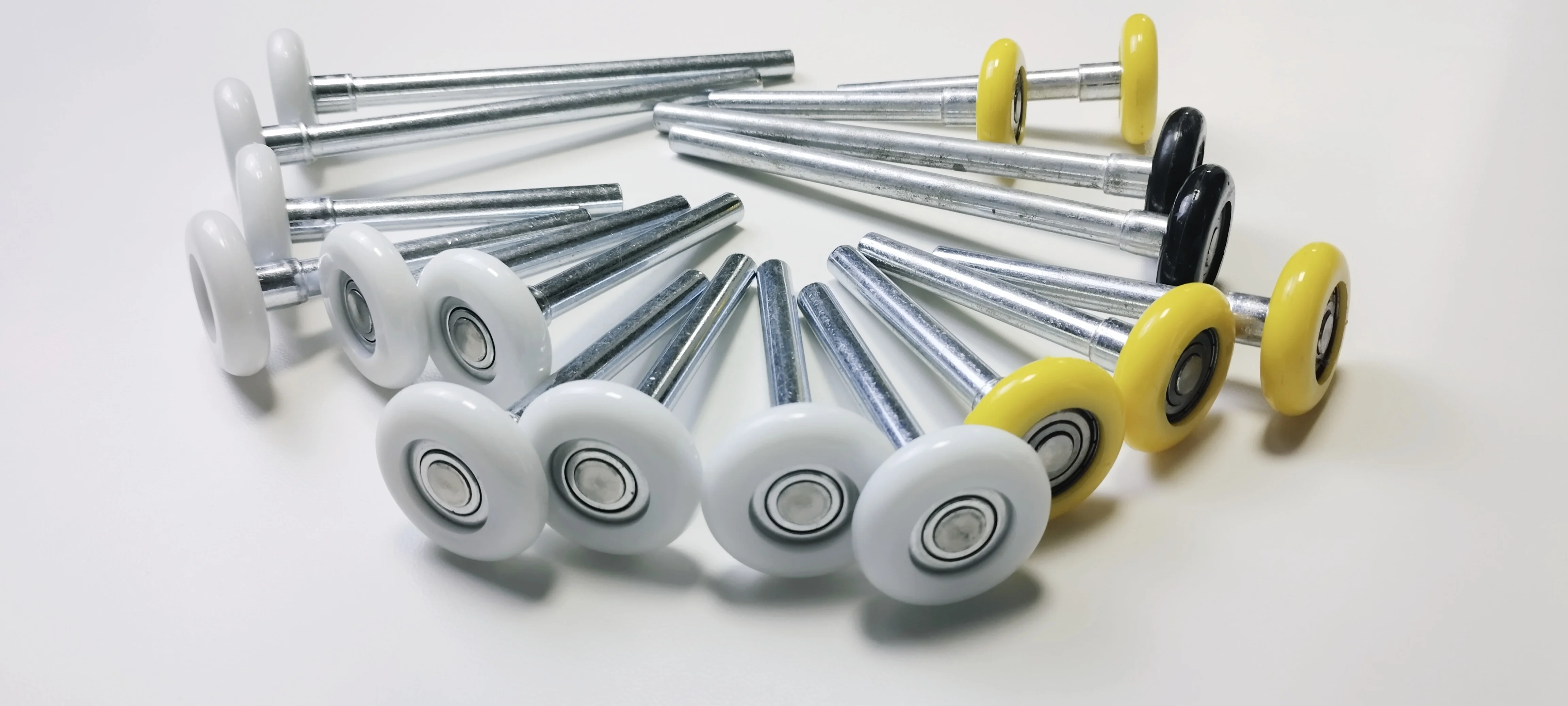 China Wholesale High Quality Garage Door Nylon Roller with Stem and Bearing for Sectional Panel Lift Door