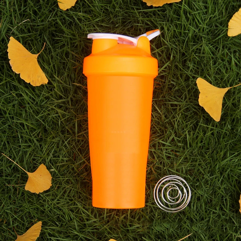 Custom Logo 20 oz Wholesale Eco Friendly BPA Free Protein Powder Shaker Bottle Cup with Mixed Steel Ball in the Gym