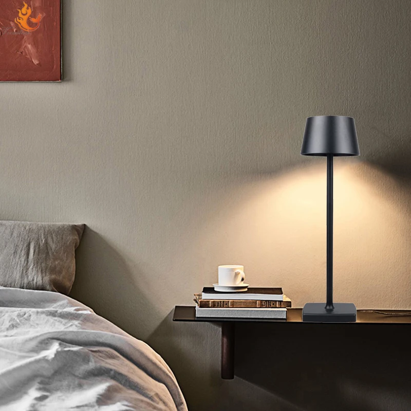 Cafe dining room decorative gold desk lamp adjustable battery operated cordless rechargeable led table lamps with shade