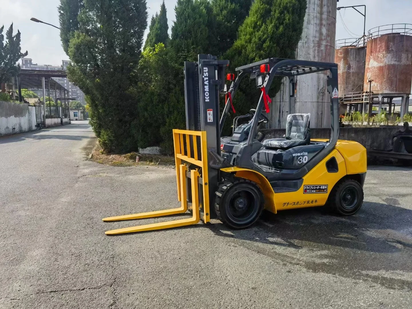 Used Japan forklift secondhand Multifunction excavator  toyota Japan forklift parts  for sale
