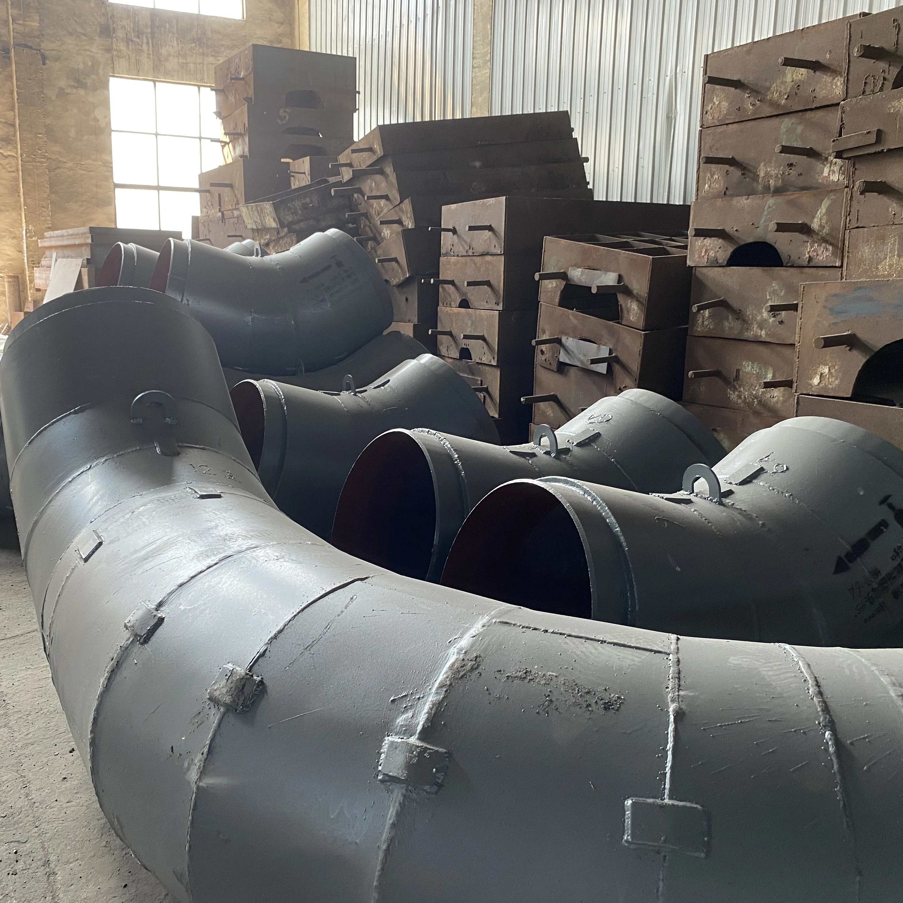 High Quality sand casting products wear-resistance long life Bimetal Hard-wearing Compound alloy Elbow in Thermal Power Plant