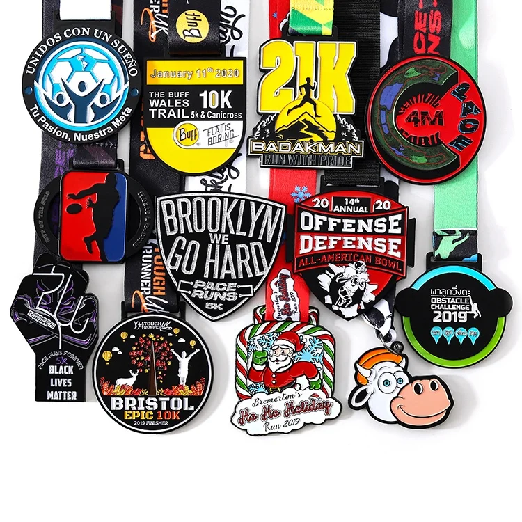 Wholesale Design Your Own Zinc Alloy Custom Sports Award 3D Marathon Running Medal With Ribbon