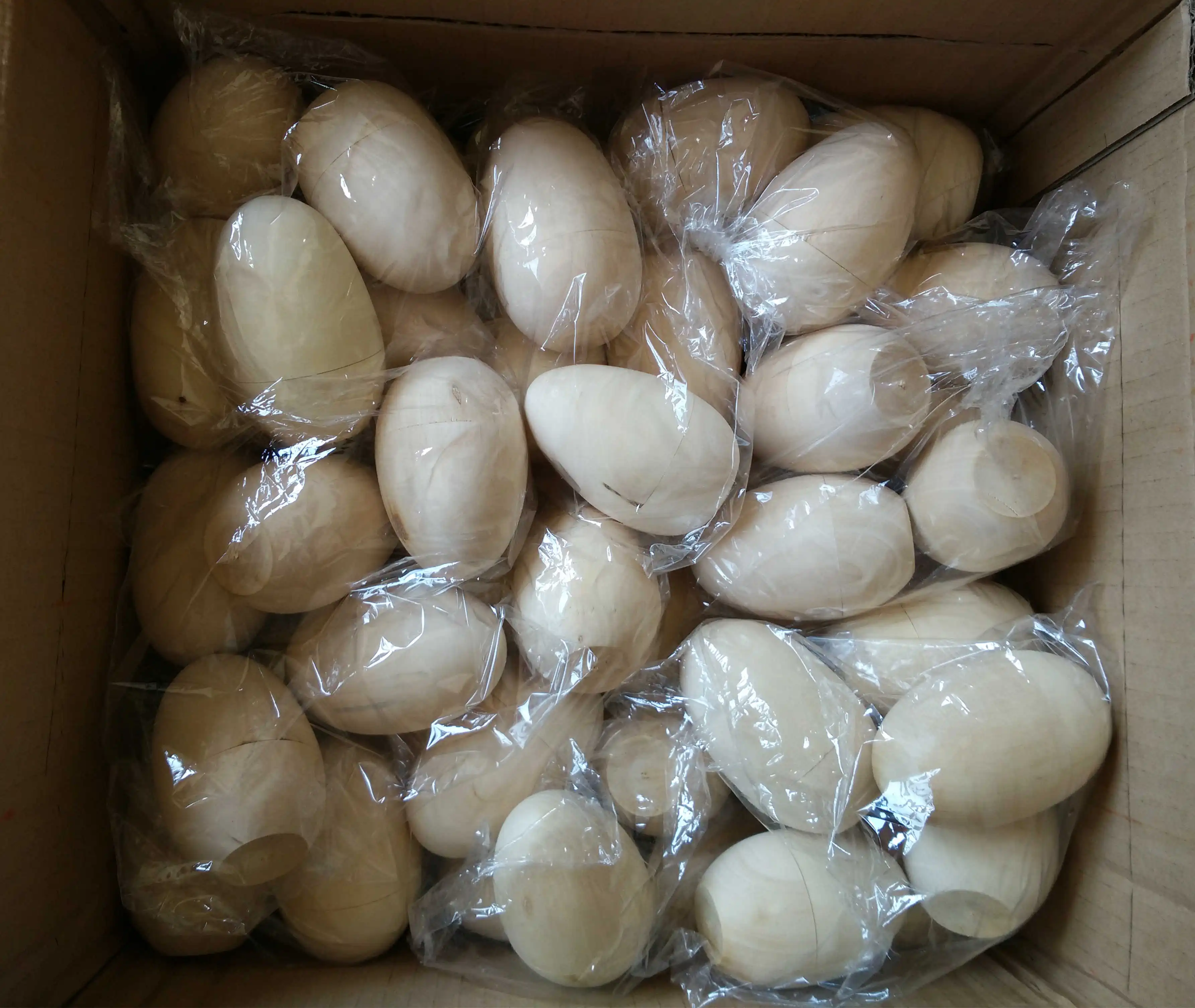 
new Easter decoration wooden egg shape suction cup holder for kid gift toy 