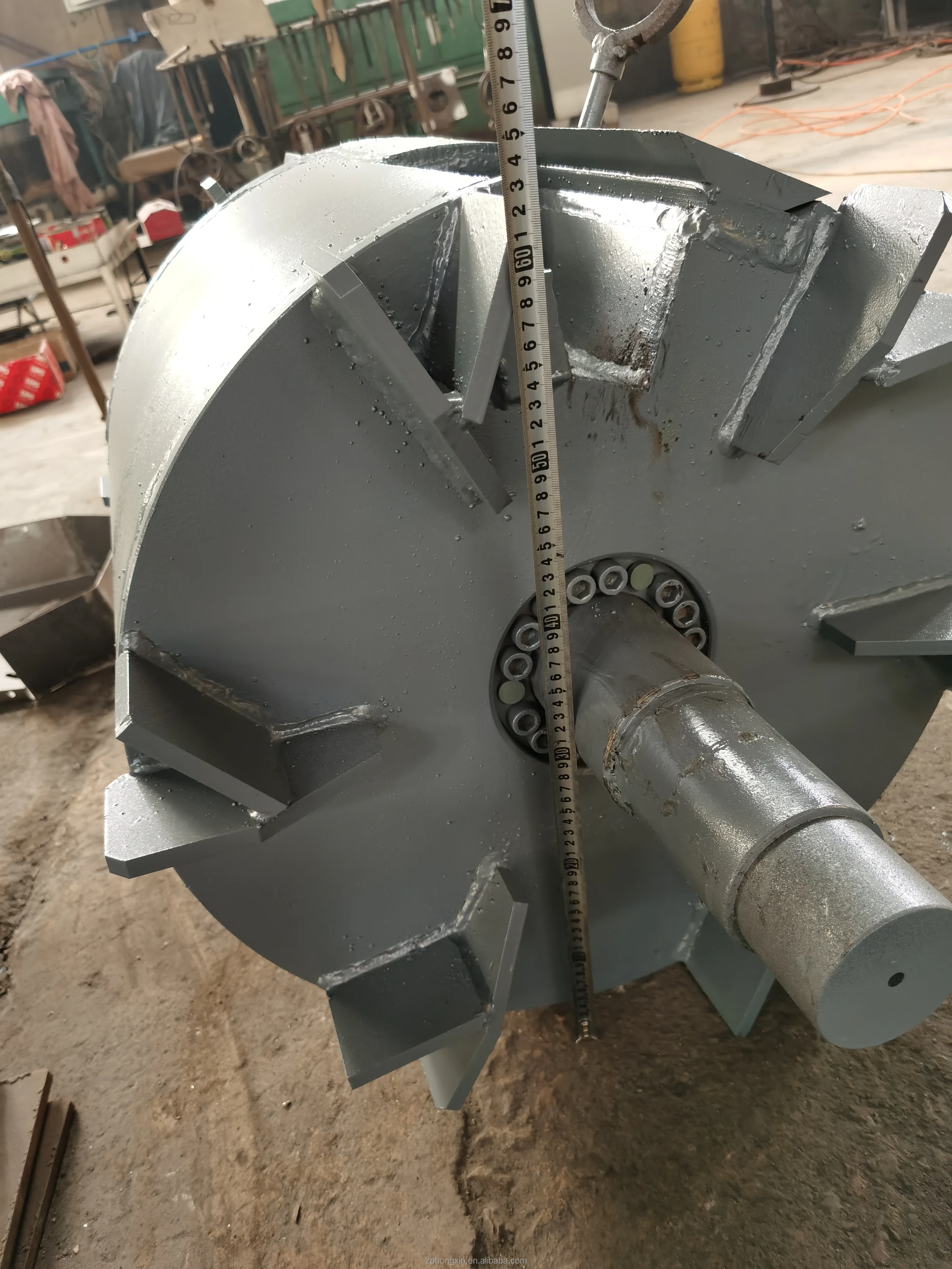 Mobile high efficient tree branches grinder machine hammer mill wood sawdust crusher for make sawdust