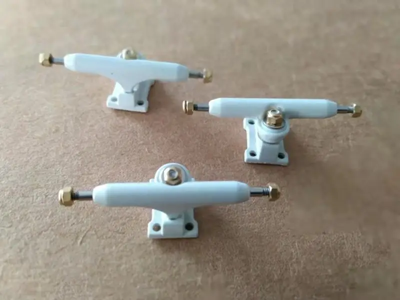 32mm Solid Finger Skateboard Trucks New Single Axle 32mm trucks with Lock Nuts