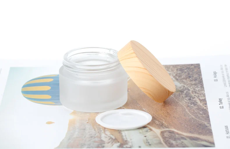 Custom logo 150g 250g 500g amber frosted 50g plastic body butter cosmetic cream jar with bamboo lid