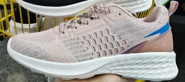 2022 new design customizable fly knit fabric casual comfortable fly knit upper capellada para zapatillas