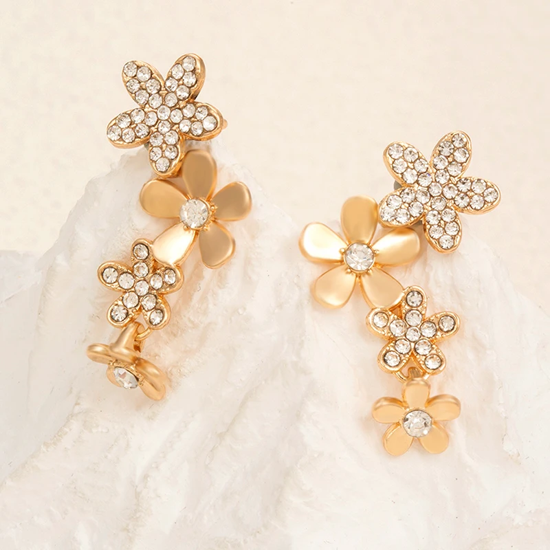 CDD Exquisite Flower Rhinestone Drop Earrings for Women Girls Fashion Jewelry Stud Earrings Jewelry