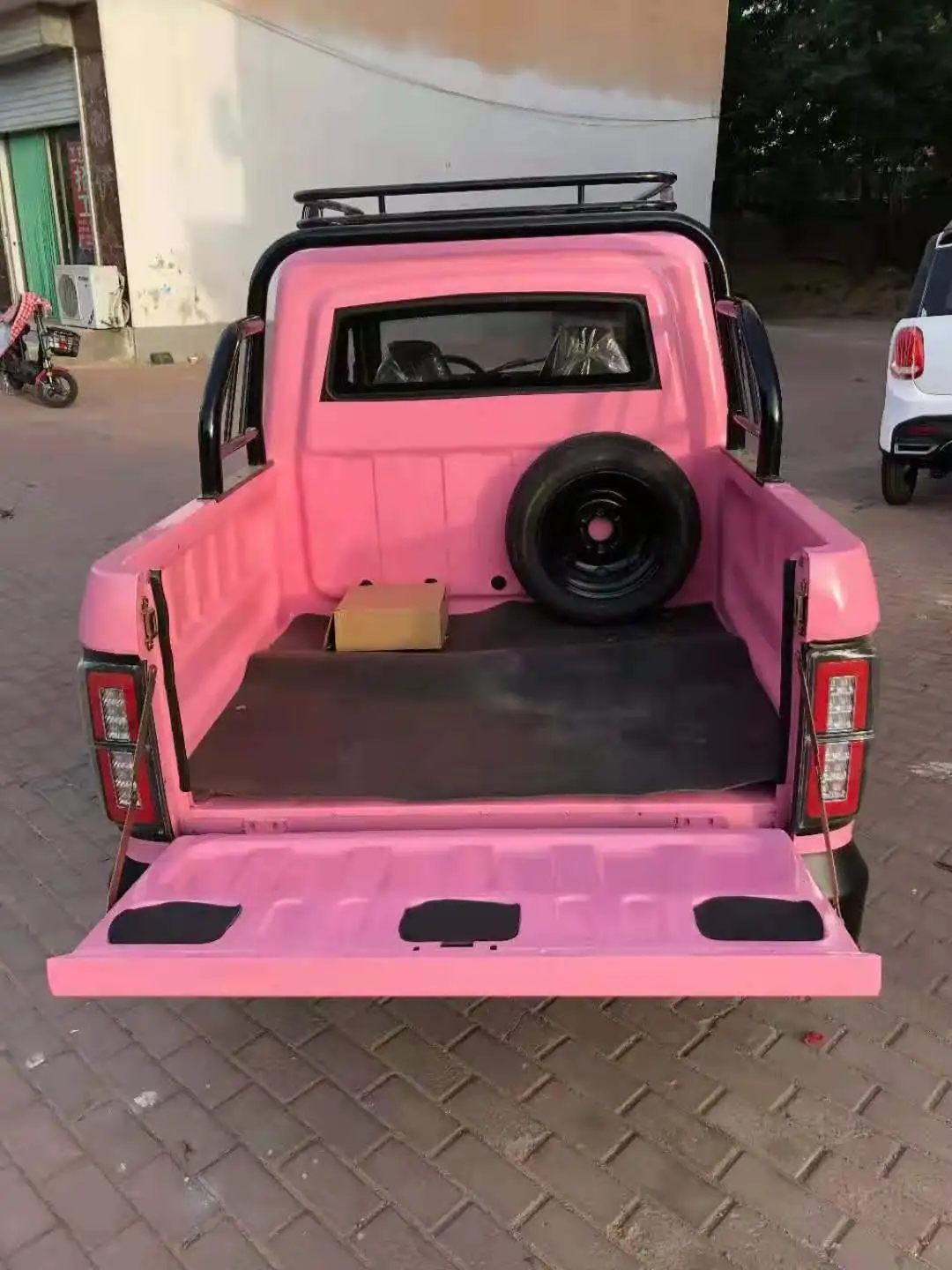 New Energy Vehicleschinese factory for  right hand mini electric truck pickup with electric pickup truck