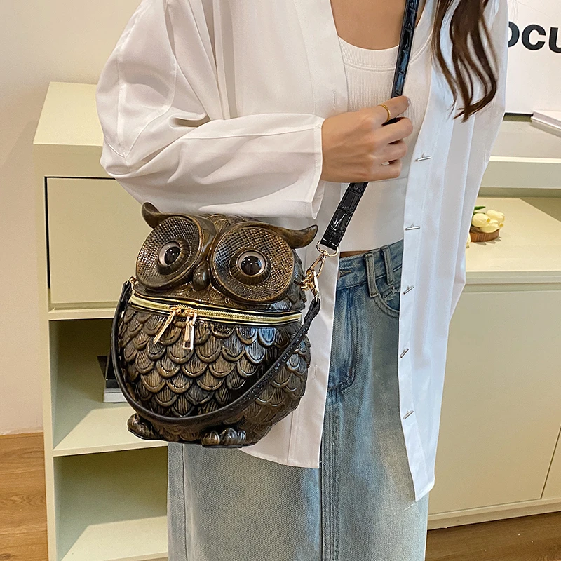 3D Women Owl Shaped Crossbody Shoulder Bag PU Leather Unique Handbag Novelty Gothic Style Creative Purses