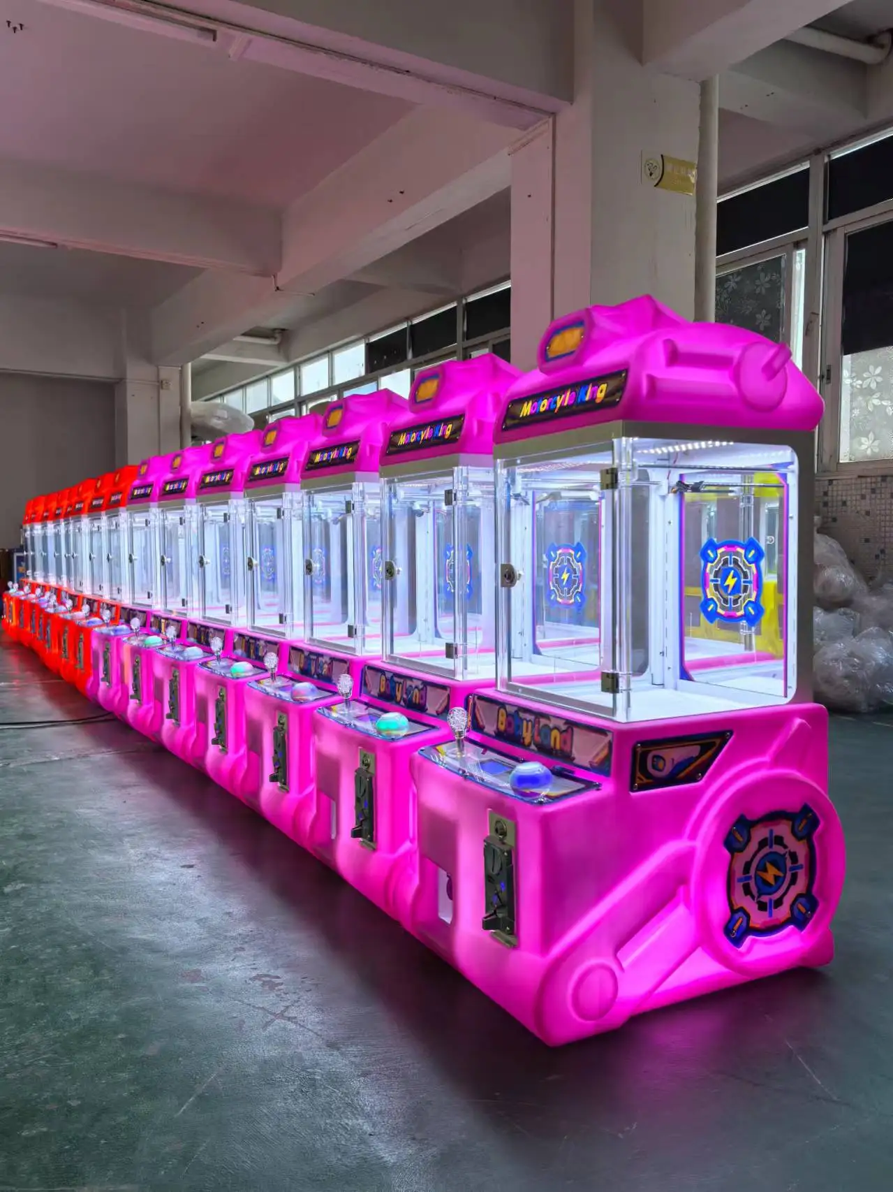 Wholesale Kids Toy Arcade Claw Game Coin Operated Mini Claw Machine for Dollhouse