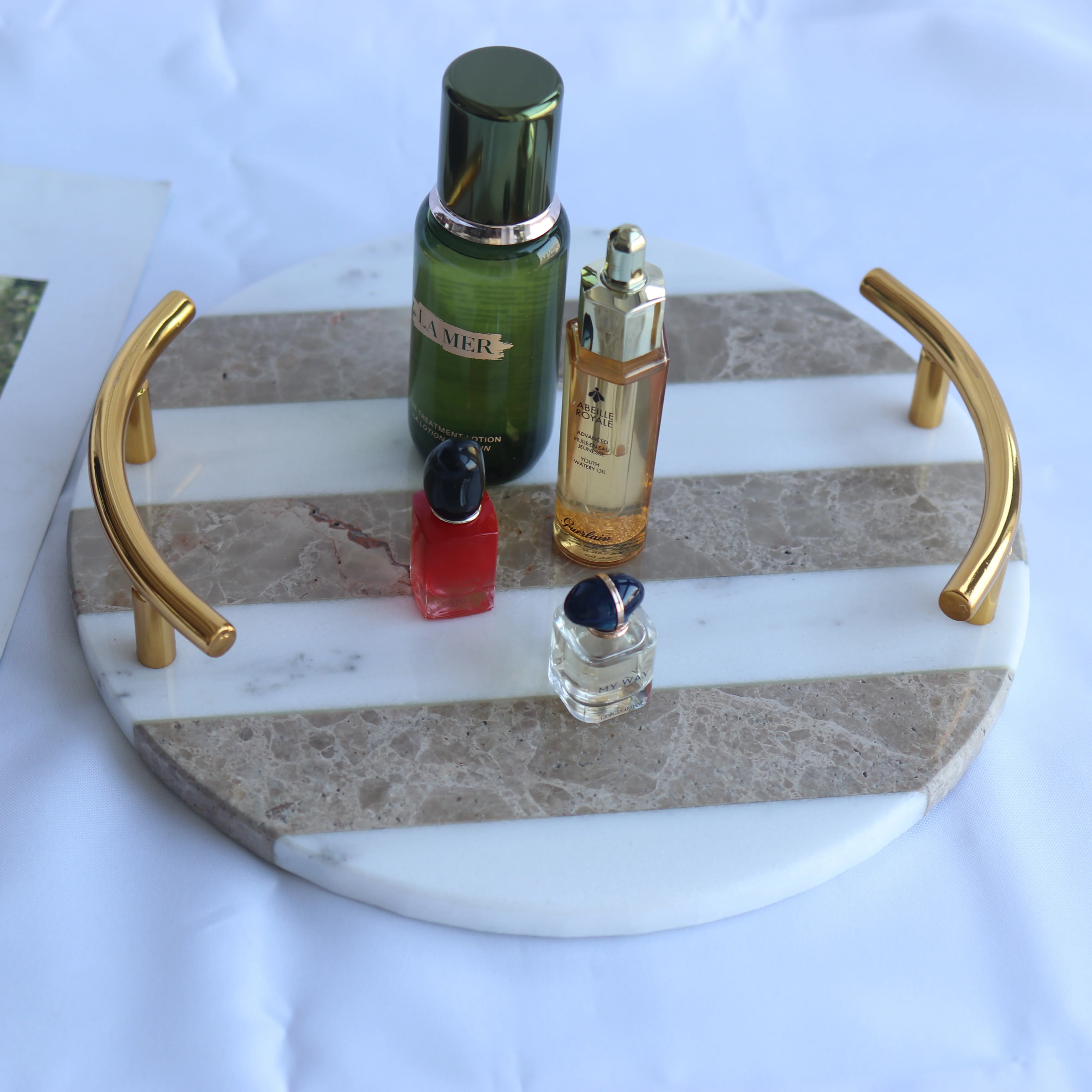New design gold handles round hotel bathroom luxurious white gray stripe customize deco marble tray premium