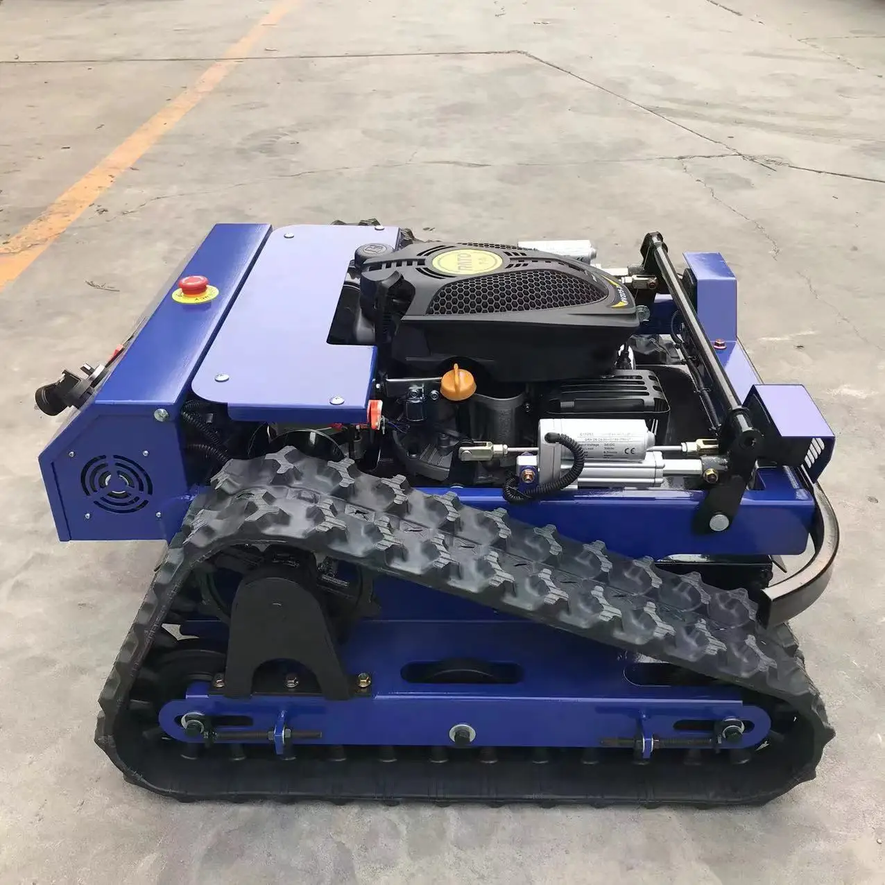 Garden lawn weed/remote-controlled lift/tracked all terrain lawn mower