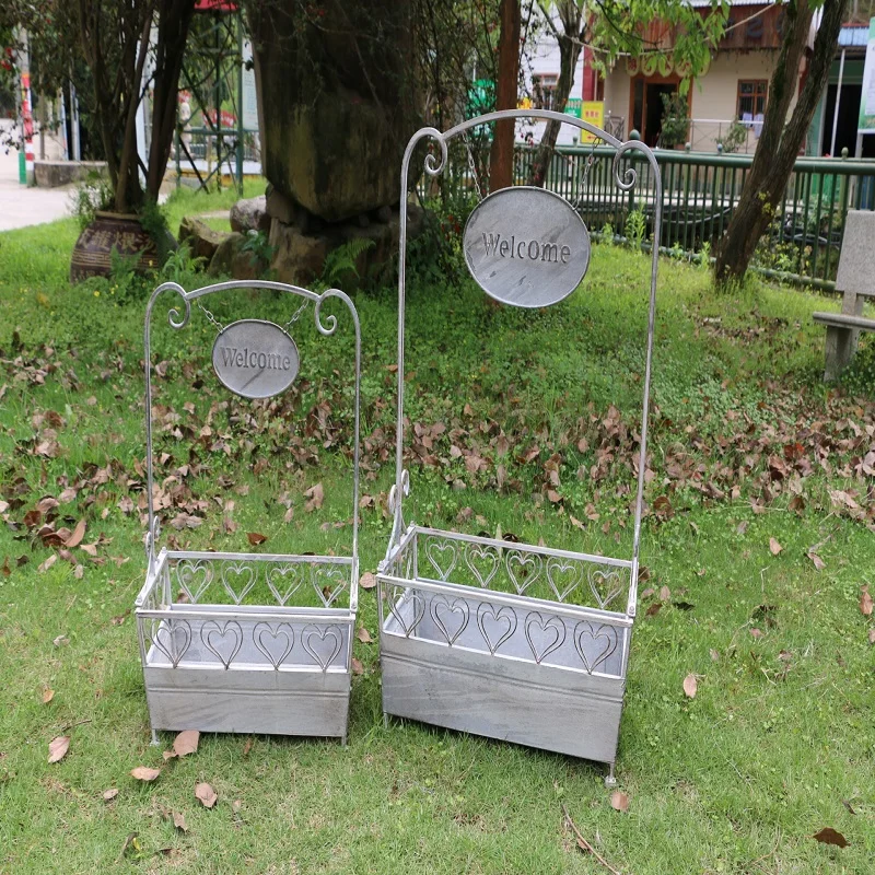 Grey Metal Design Wall Mounted Basket Hanging Flower Planter Display Rack