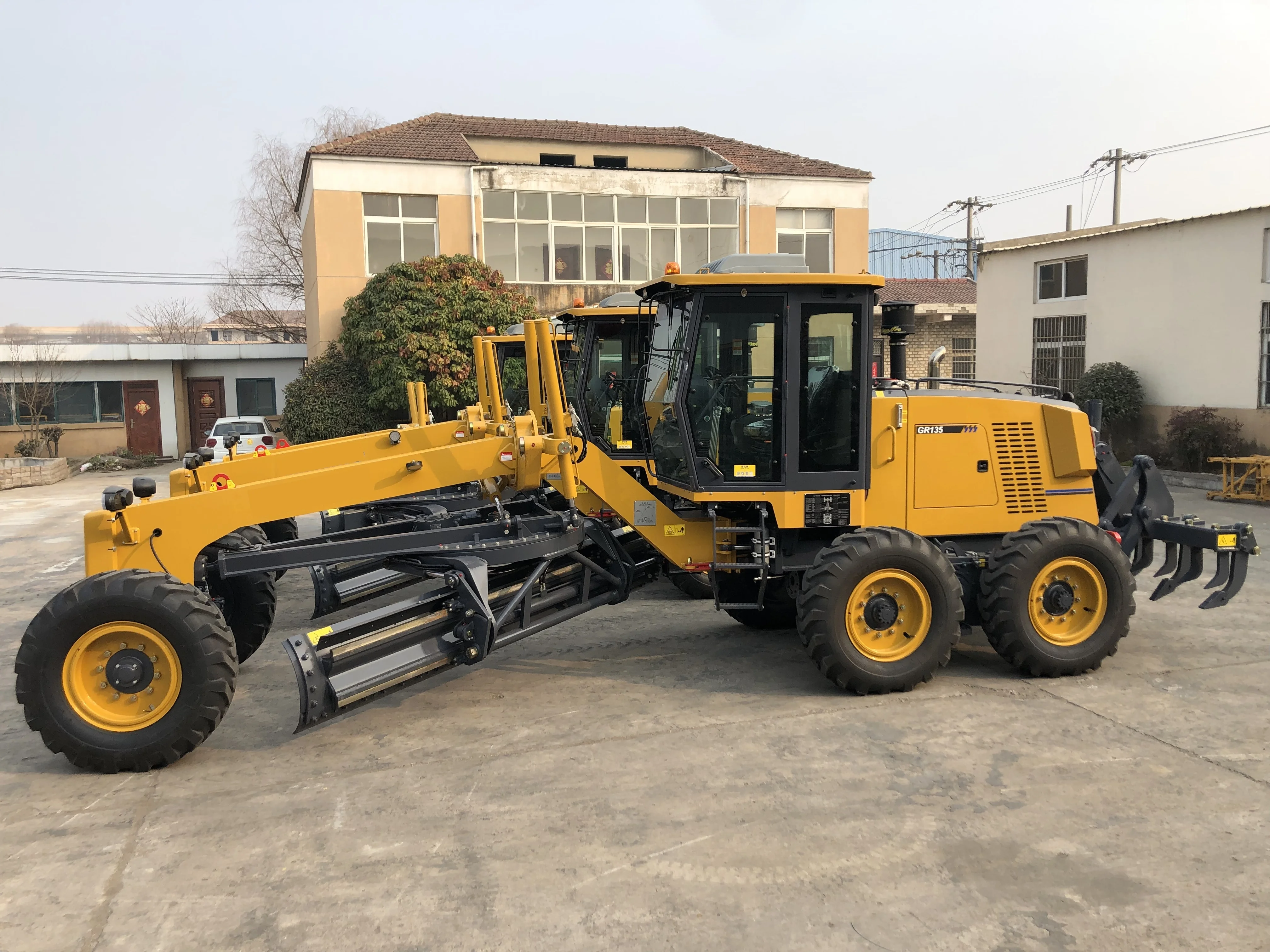 Лучшие продажи в Китае 150hp мини-грейдер GR135 для дорожного строительства по заводской цене