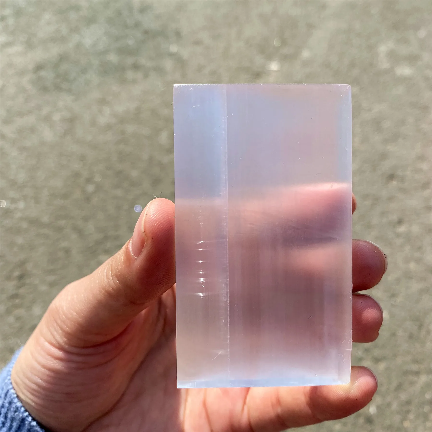 High Quality Wholesale Natural Rough Selenite Sticks Slice Rough Stones Selenite For Feng Shui