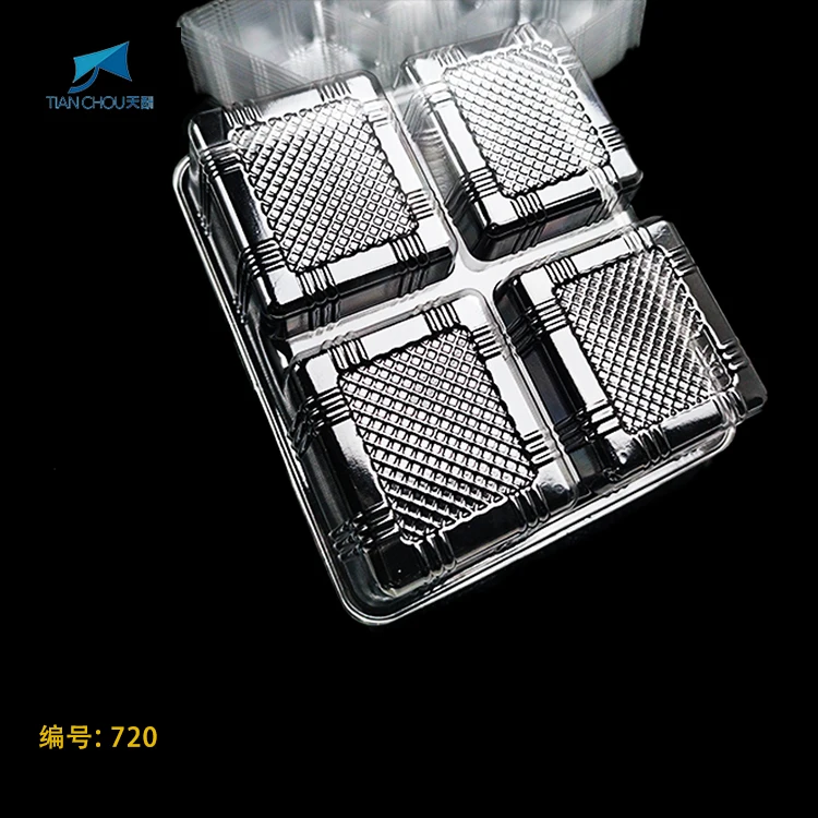 Factory customized PET Plastic dessert slice packaging tray suitable for cake sushi pastry cookies dumpling with 4 divisions.