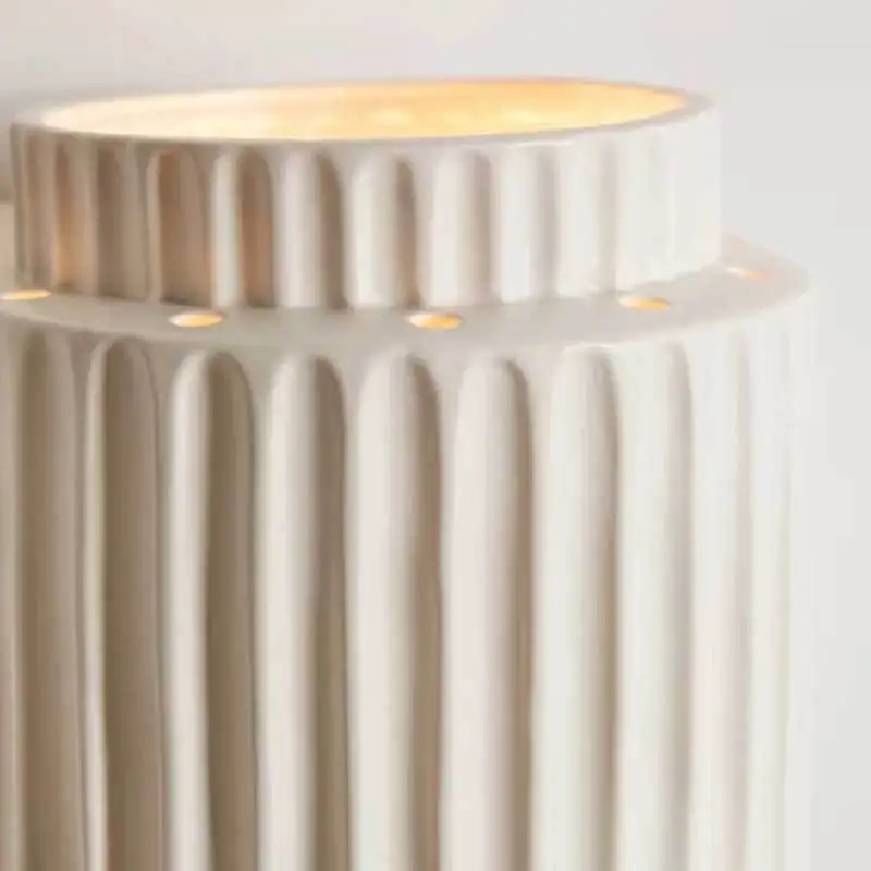 Decorative Creamy White Resin Lamp Modern Wall Sconce Up And Down Wall Light Sconce Wall Lamp for Home Hotel Room Bedside