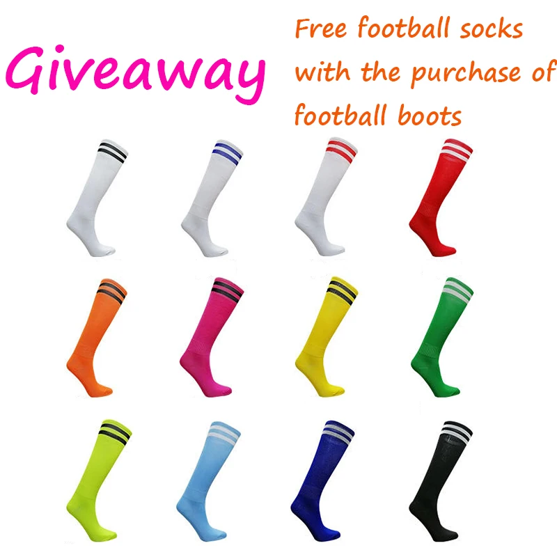 Hot Sale Design Men Indoor Rubber Soccer Shoes Football Shoes Flywoven Upper Brand Shoes